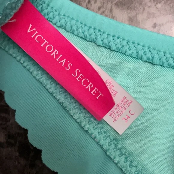 Victoria’s Secret swim top - Picture 2 of 3